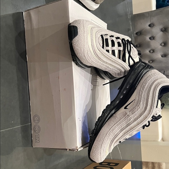 Nike Air Max 97 in White and Black - Picture 1 of 3